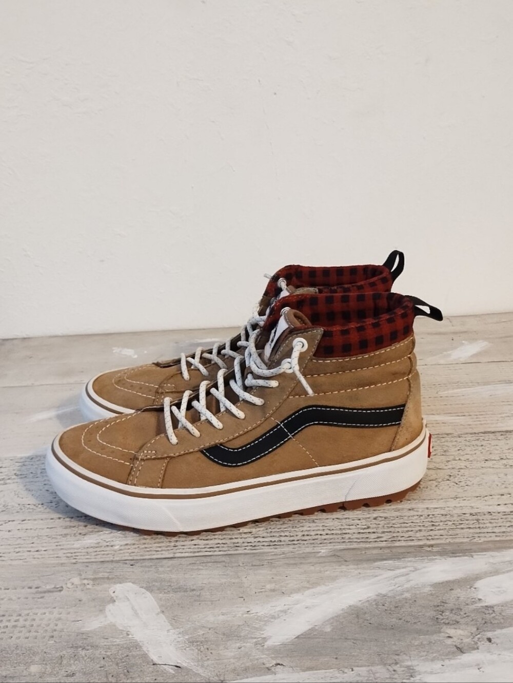 Vans Sk8-Hi MTE 1 unisex Plaid Brown Black Size USA men's size 7.5 Rare